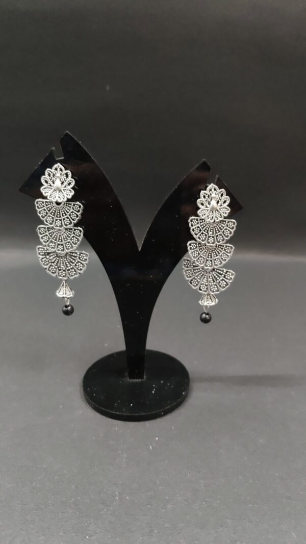 Classic Oxidized silver Dangle Earring