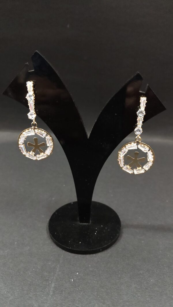 Trendy gold white stone circle dangle earring