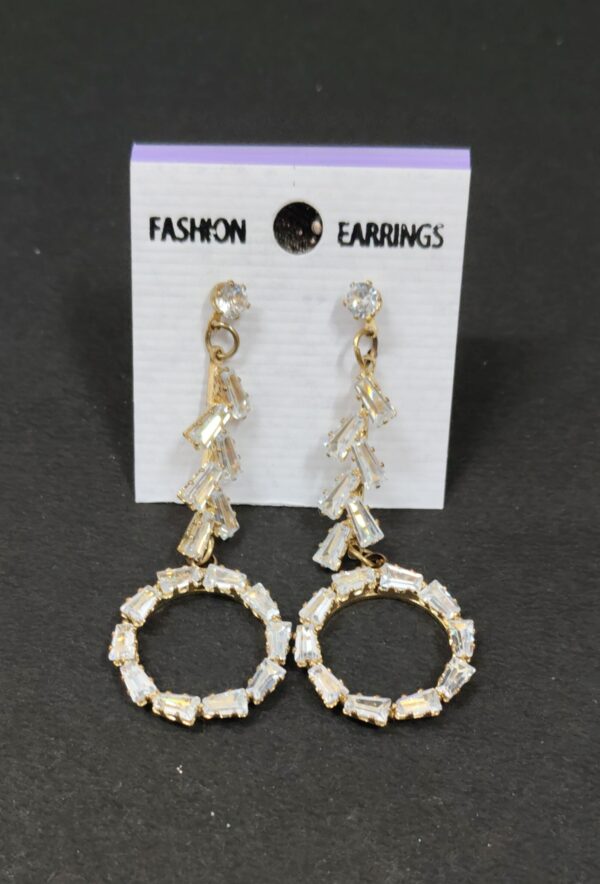Trendy gold white stone dangle earring