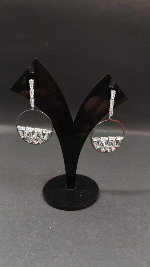 Trendy gold white stone small circle dangle earring