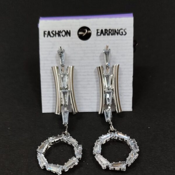 Trendy Silver Dangle circle earring